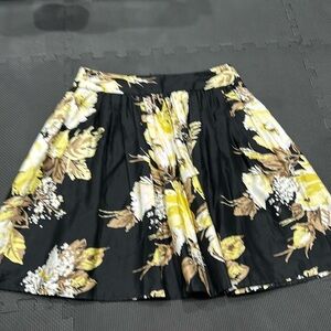 LOFT size 4P pleated black/gold/brown/cream skirt